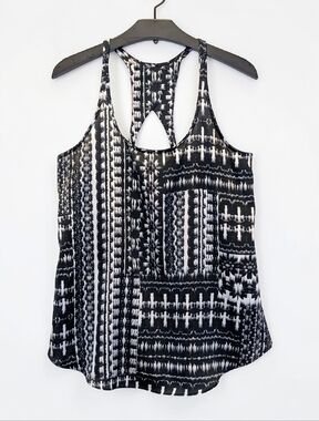 Eight Sixty Black White Boho Print Racerback Tank Lightweight Flowy Top Size M